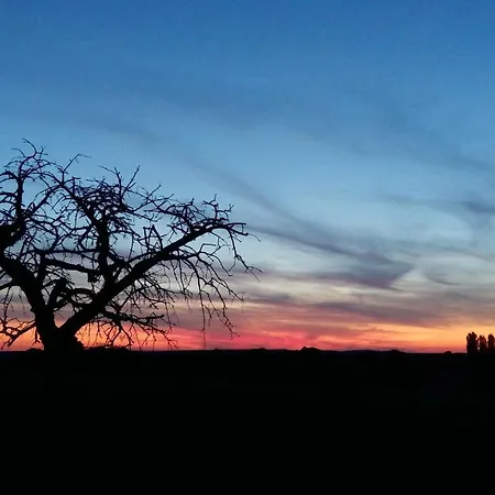 Le Hameau Bed & Breakfast